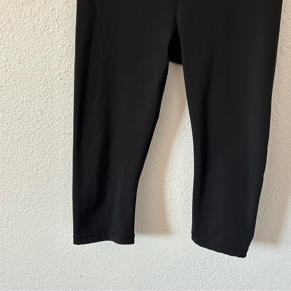 Athleta accelerate crop pant Sz M - Picture 4 of 12